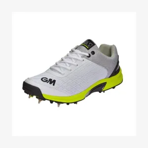 GM Original junior spiked cricket shoe