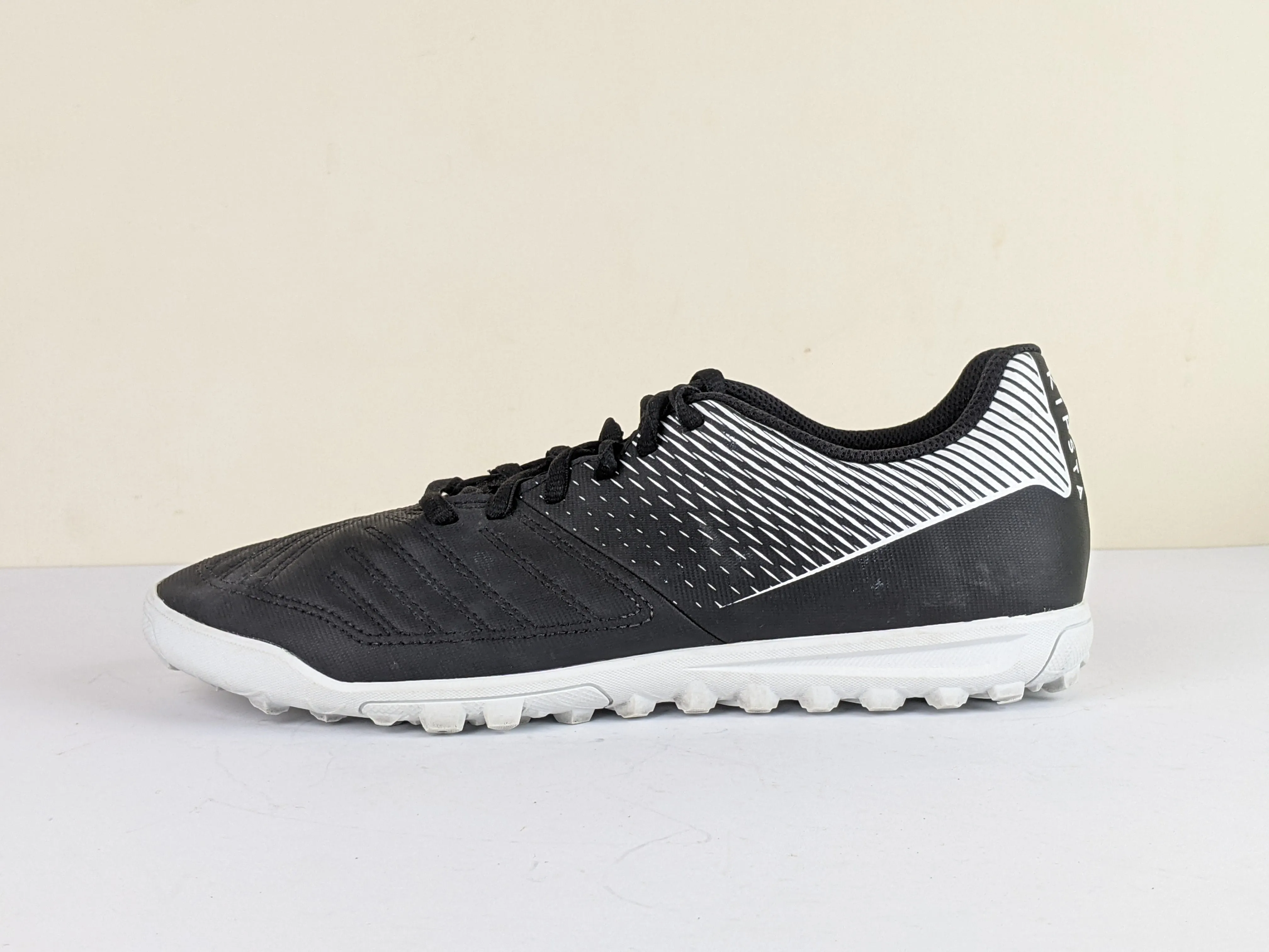 Kipsta Agility 100 HG 'Black/White