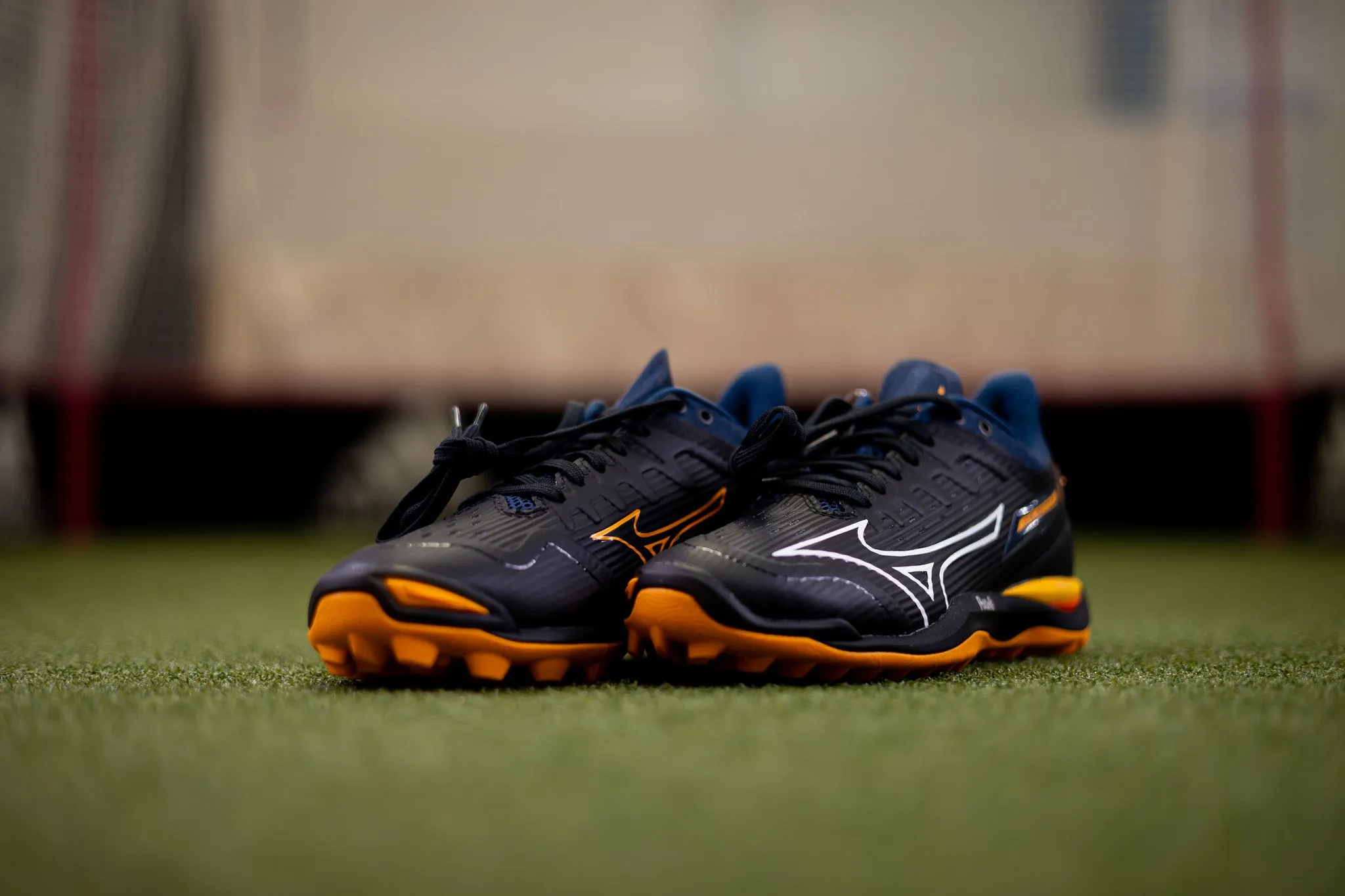 Mizuno Wave Leopardus Hockey Shoes Black
