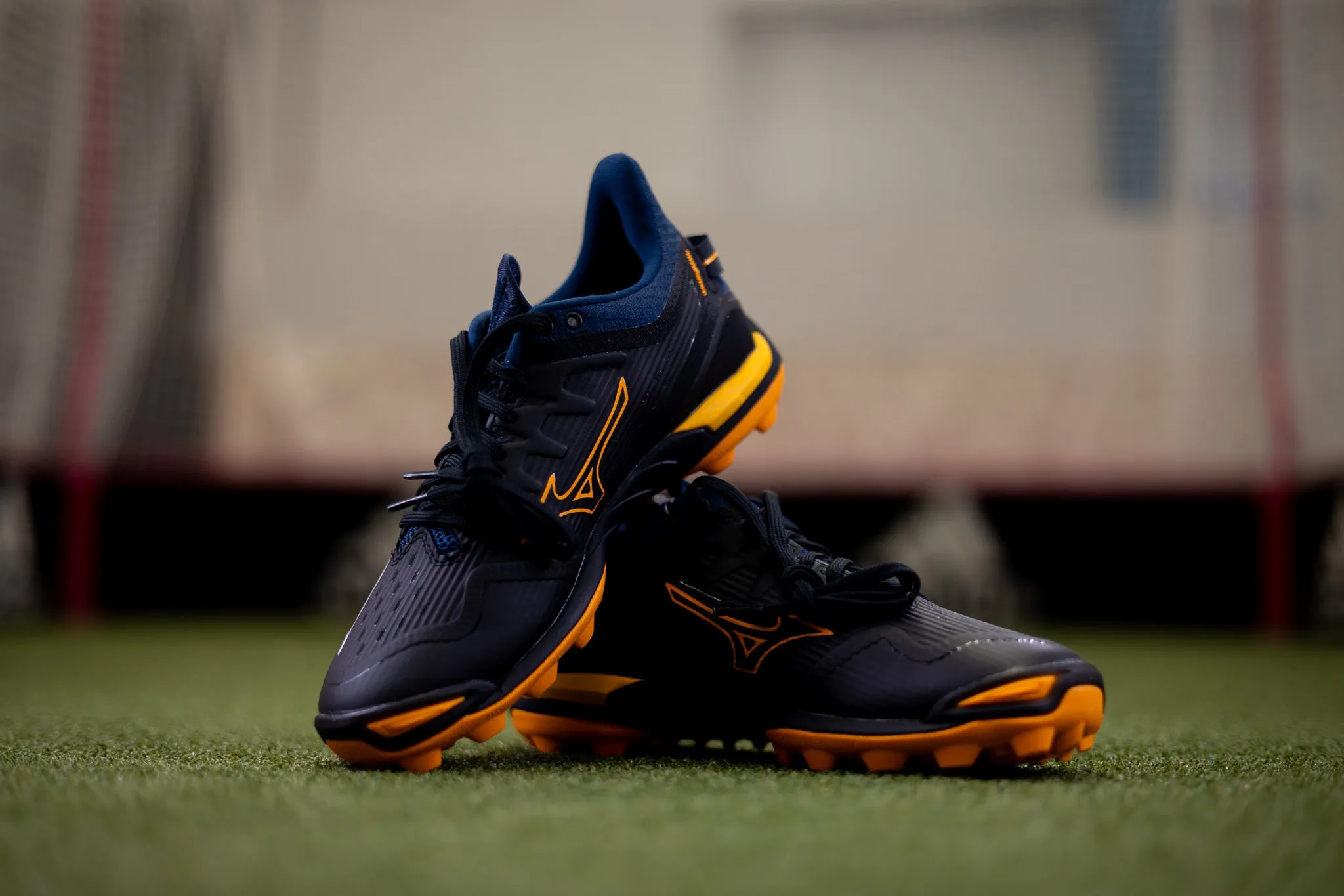 Mizuno Wave Leopardus Hockey Shoes Black