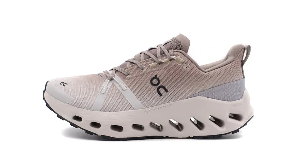 On CLOUDSURFER TRAIL WATERPROOF W DESERT/WOLF