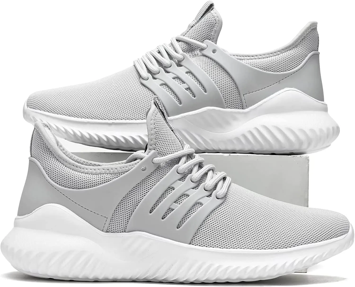 RED LIGHTWEIGHT MESH WORKOUT SHOES