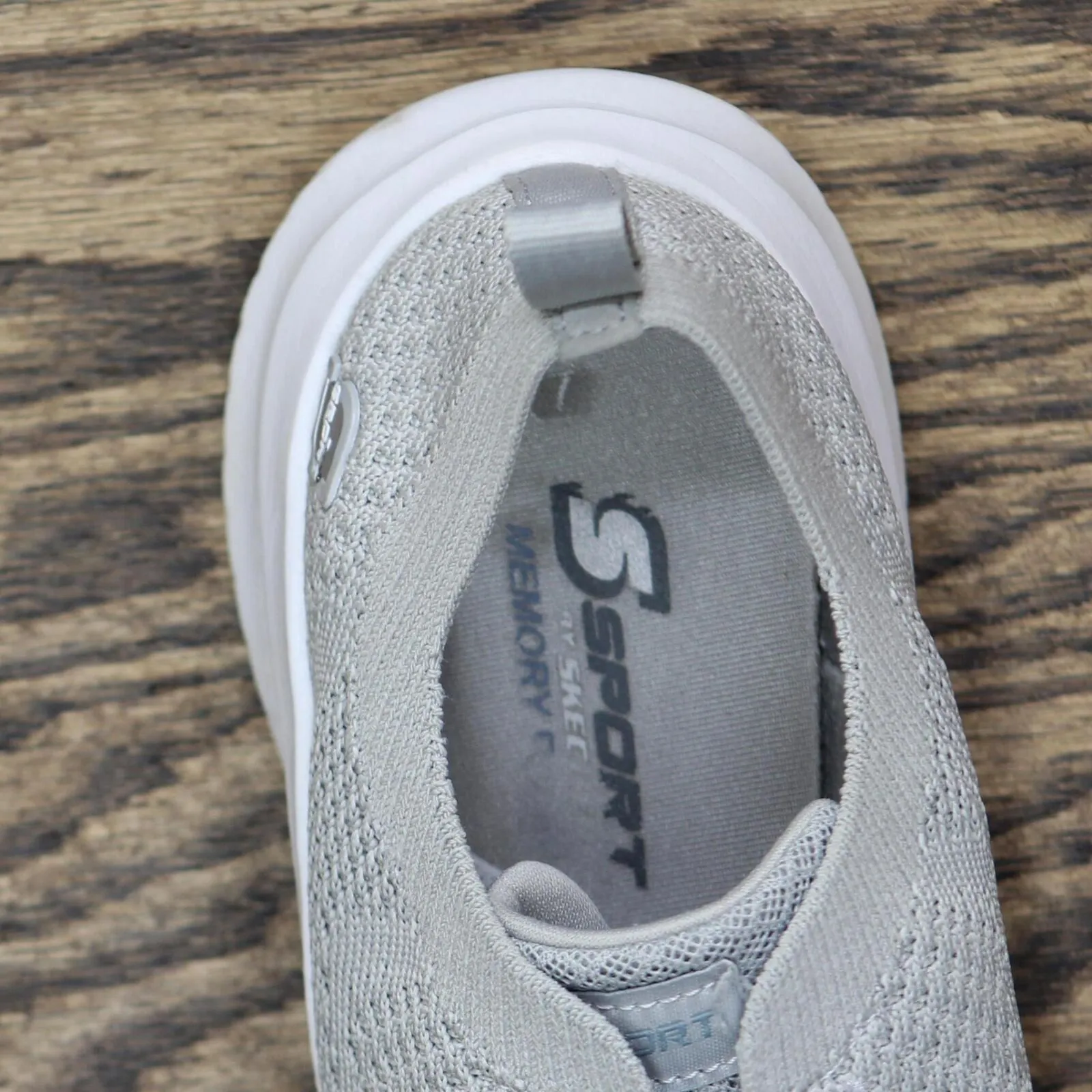 S Sport By Skechers Womens Resse 2.0 Elastic Gore Sneakers Light Gray 7M