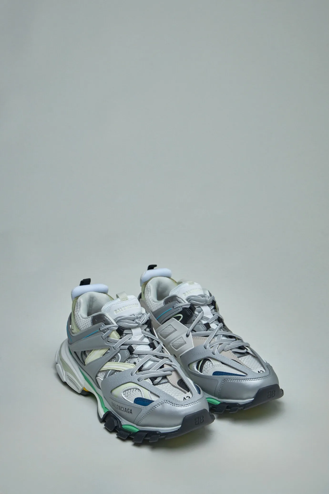 Track Multicolor Mesh