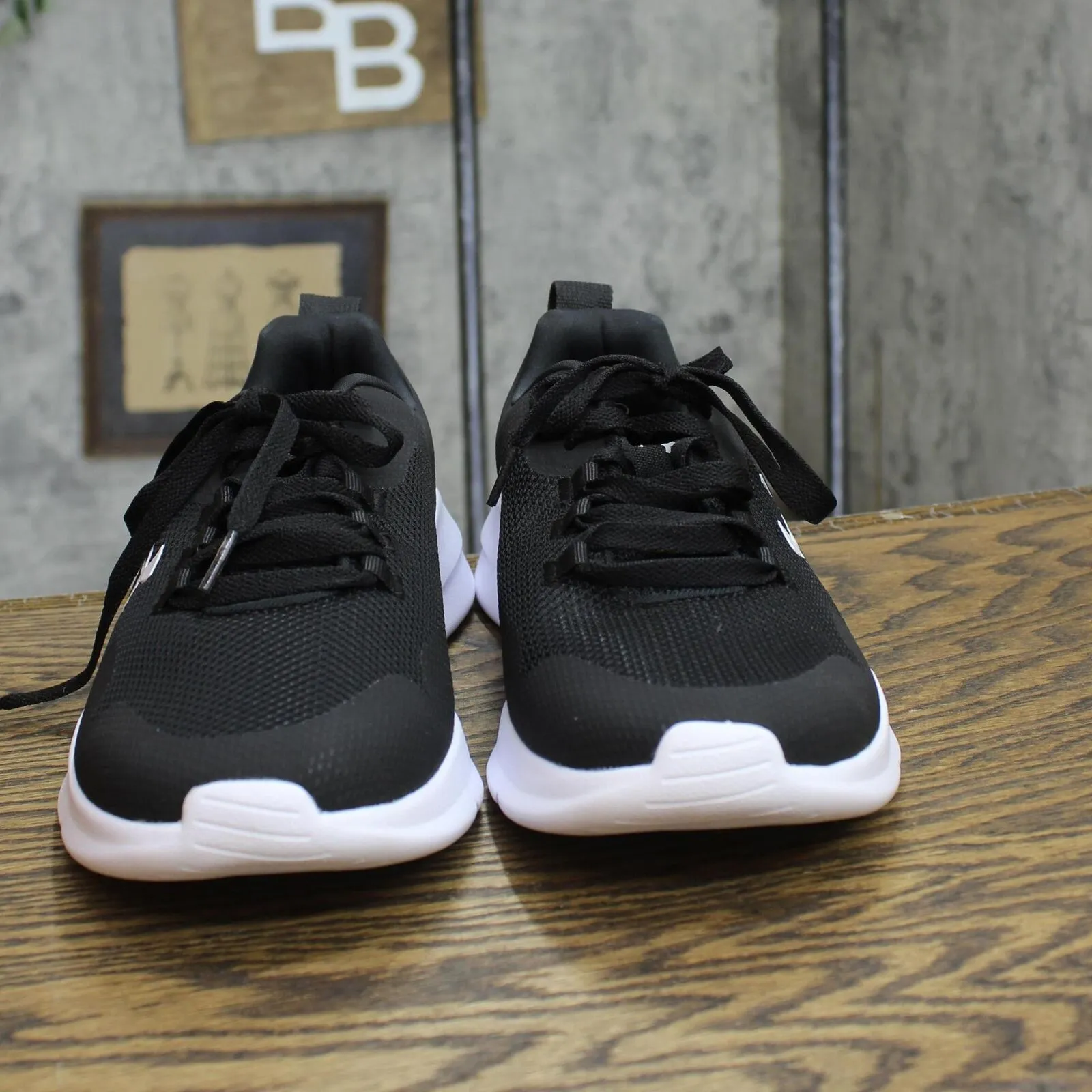 Under Armour Essential Womens Training Sneakers Shoes Black / White 9.5W