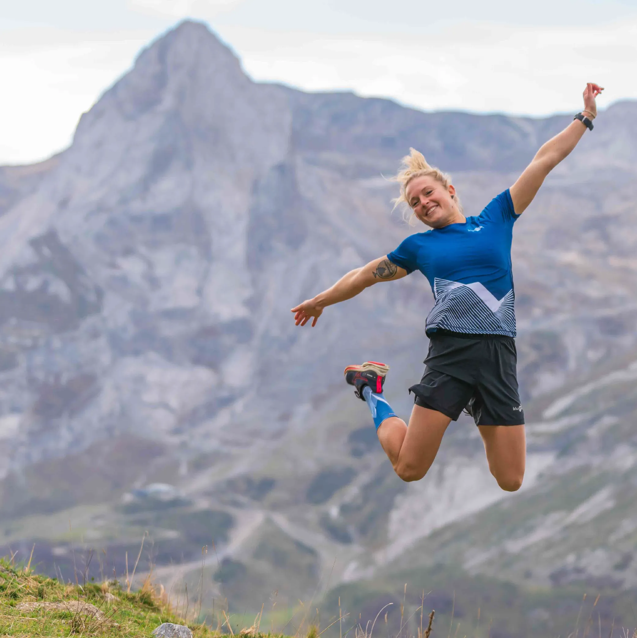 Women's running t-shirt Glacier