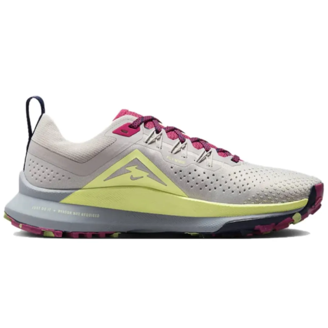 Zapatos de Trail para Dama Pegasus Trail 4