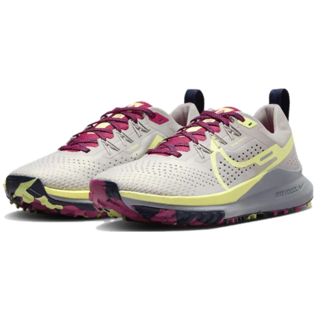 Zapatos de Trail para Dama Pegasus Trail 4